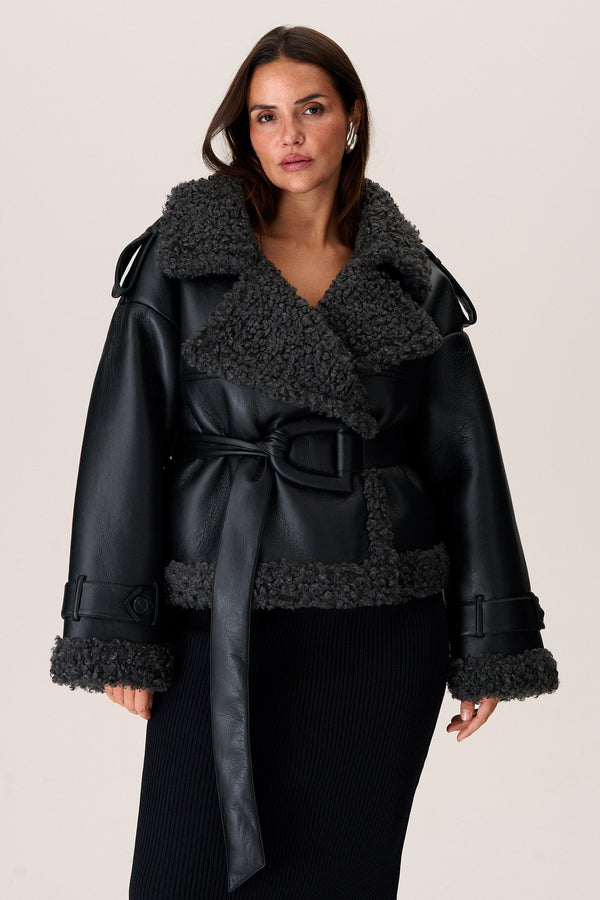 Cina Jacke