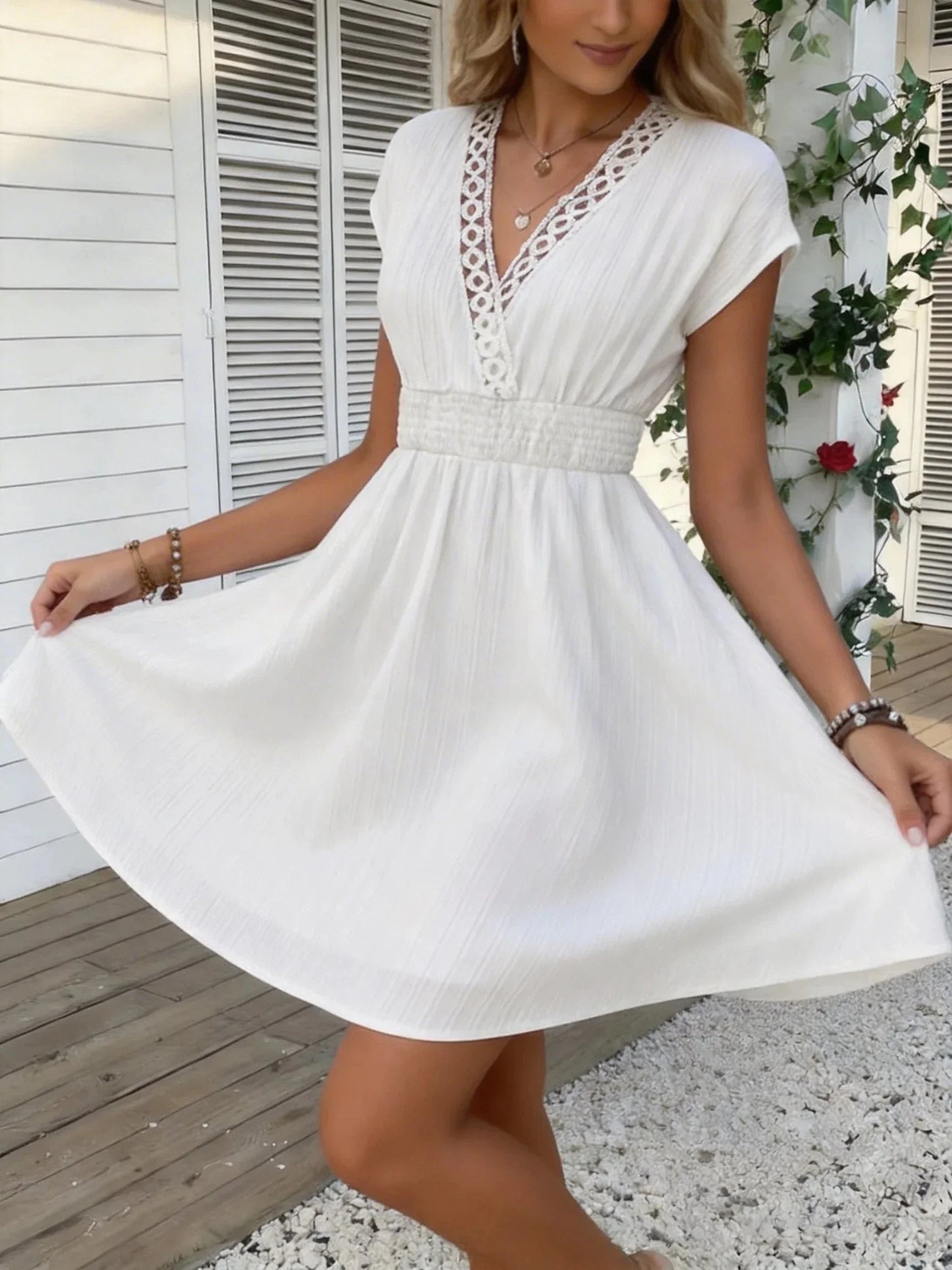 Ilaria V-Neck Lace Dress