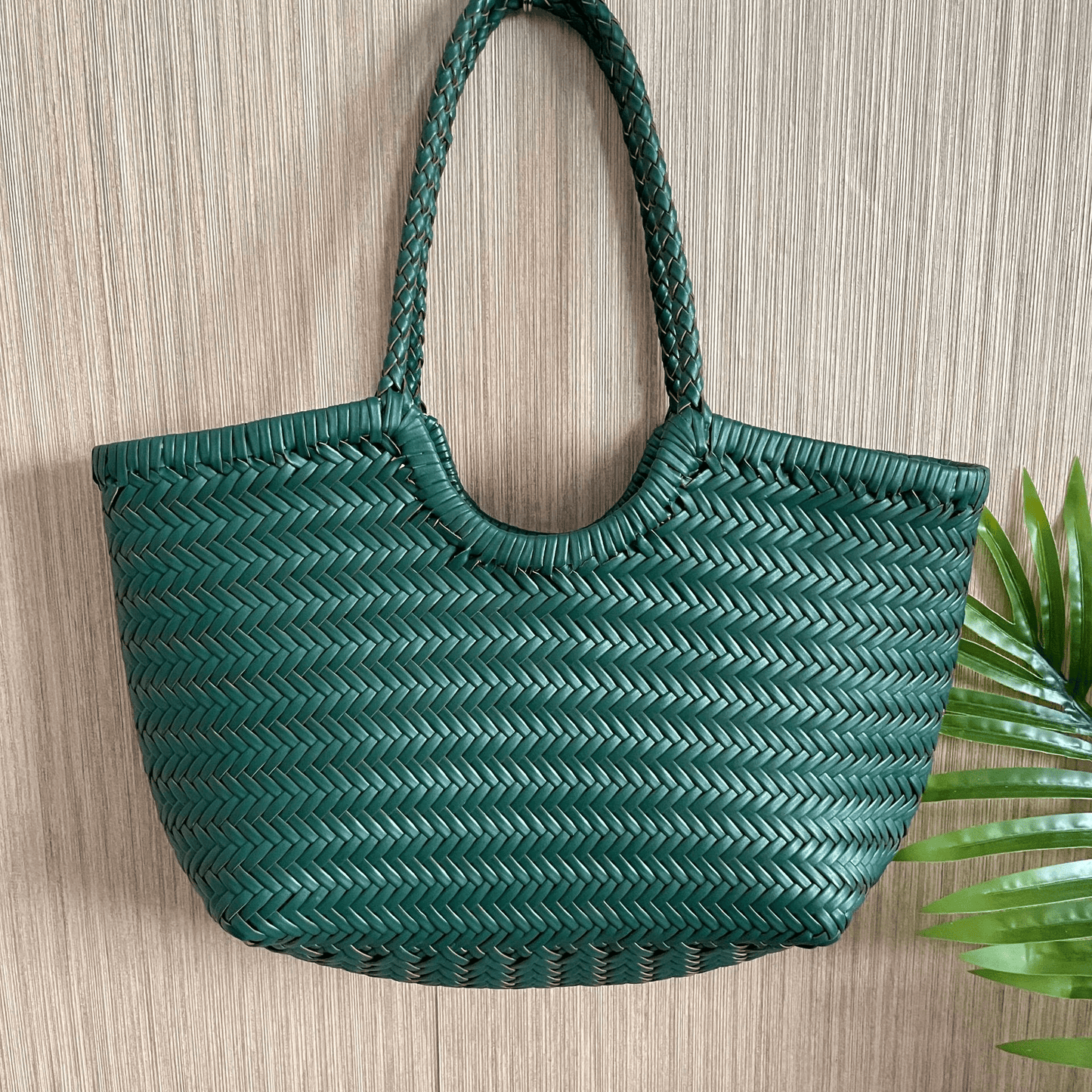 Beatrice Tote aus geflochtenem Leder
