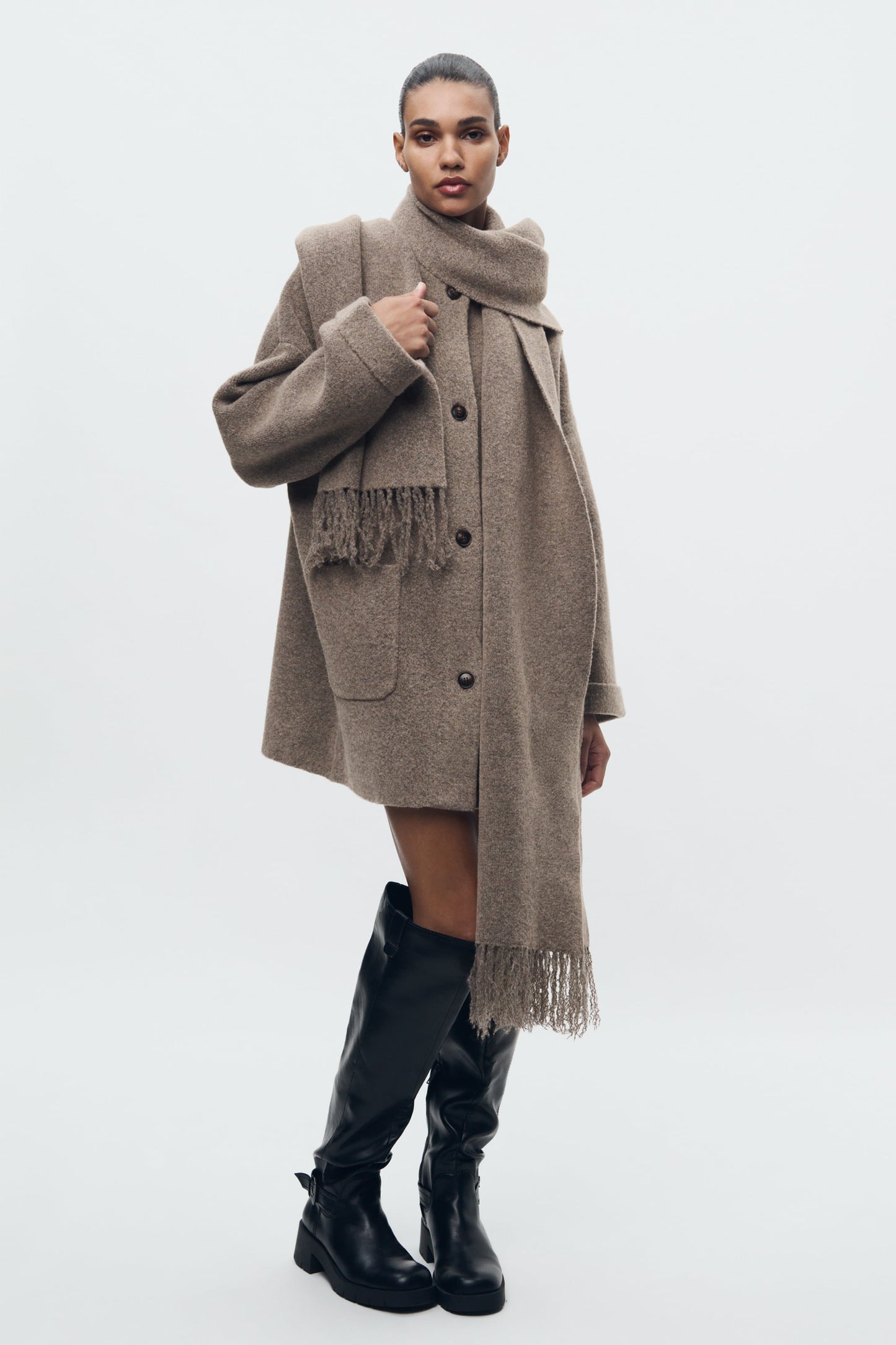 Knitted coat with scarf