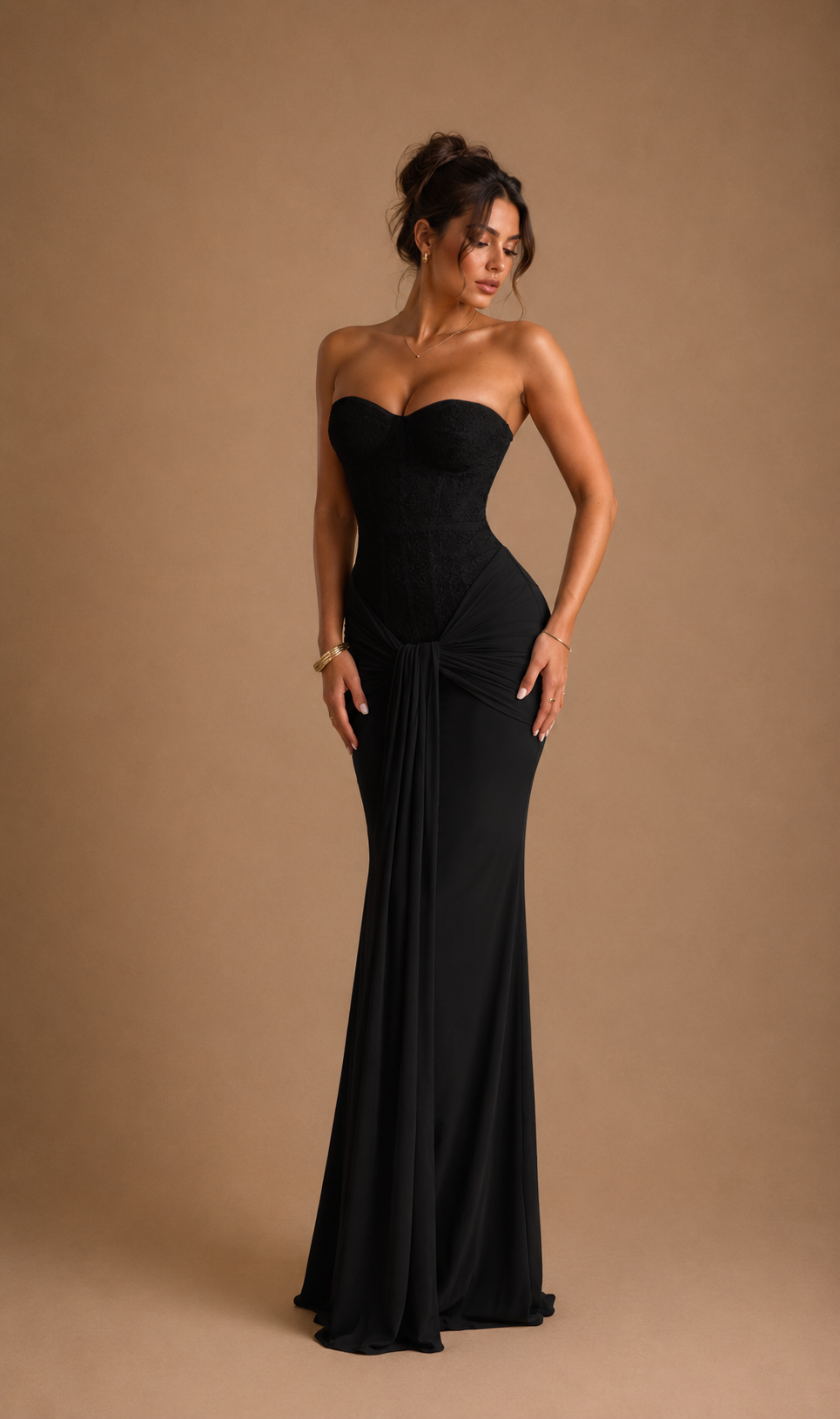 Loquera- Midnight Elegance Maxikleid