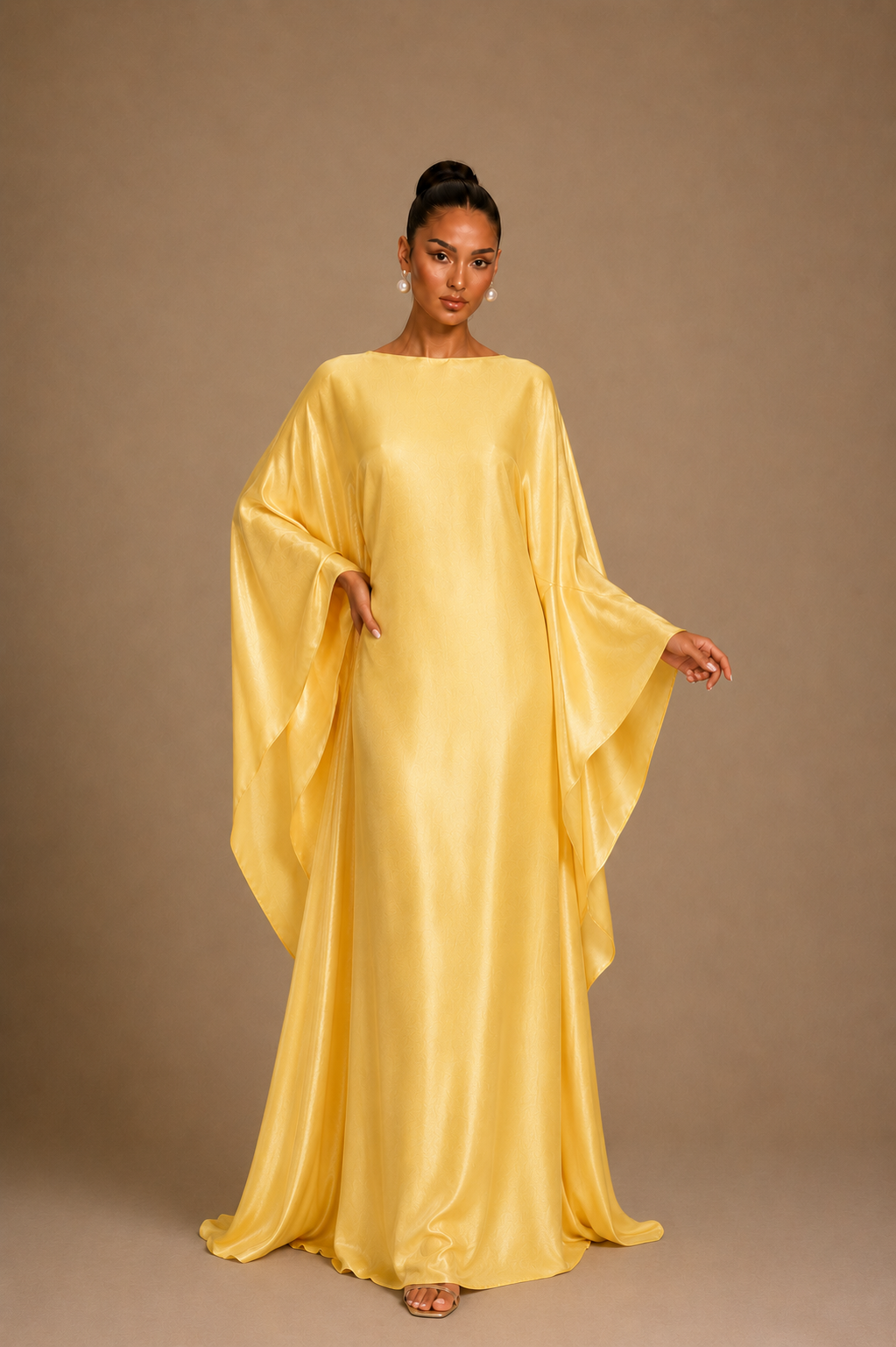Loquera- Elegante Butterfly Abaya