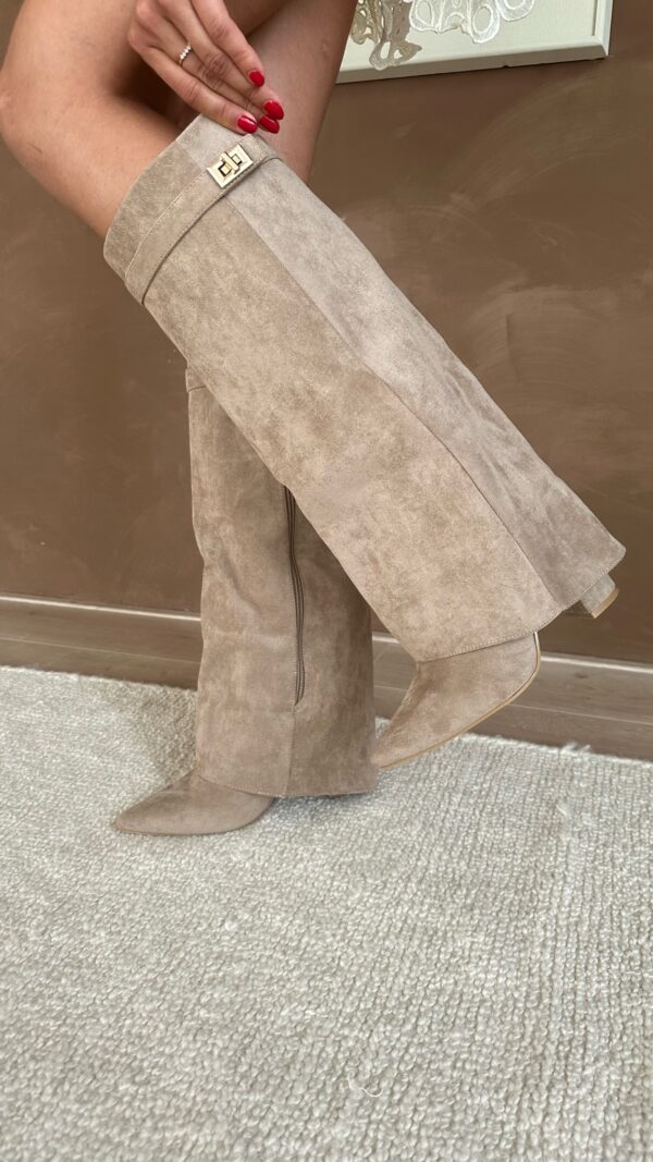 Wildlederstiefel