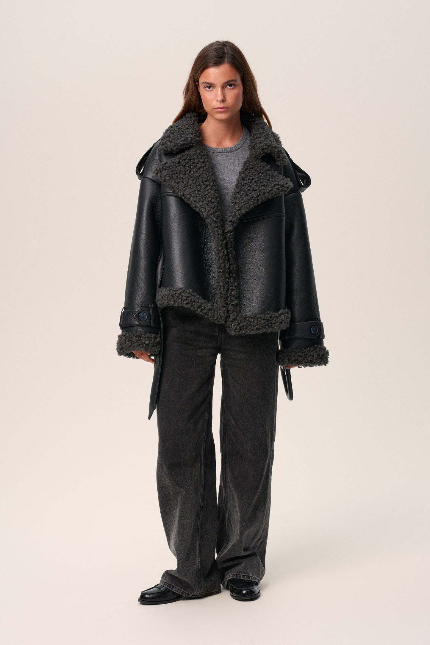 Stylische Jacke mit Gürtel