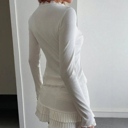 Roxana Rippbluse mit Spitzenbesatz und V-Ausschnitt
