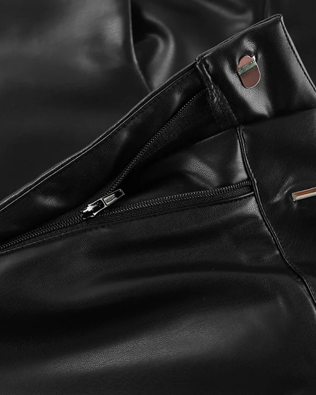 Ada Weite Lederhose
