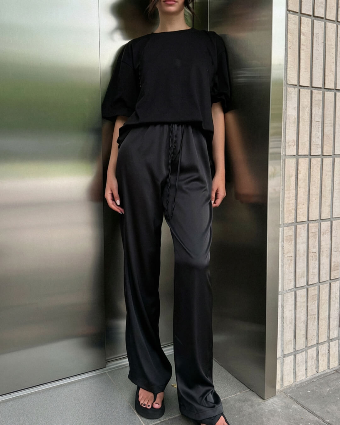 Norma Hochbund-Satin-Hose mit weitem Bein