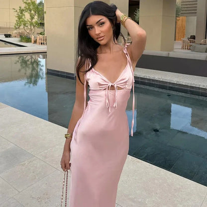Aaliyah Maxikleid mit V-Ausschnitt und Schnürung, Spaghettiträger