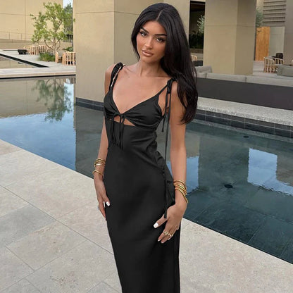 Aaliyah Maxikleid mit V-Ausschnitt und Schnürung, Spaghettiträger