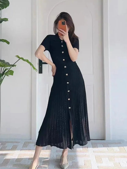 Beatrice Strickmaxikleid mit Umlegekragen