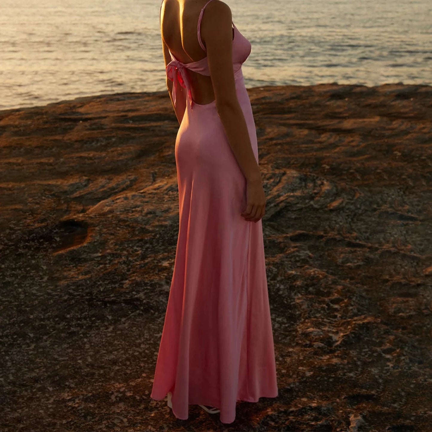 Backless tie-top dress
