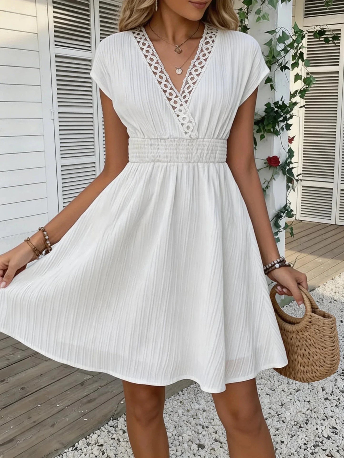 Ilaria V-Neck Lace Dress
