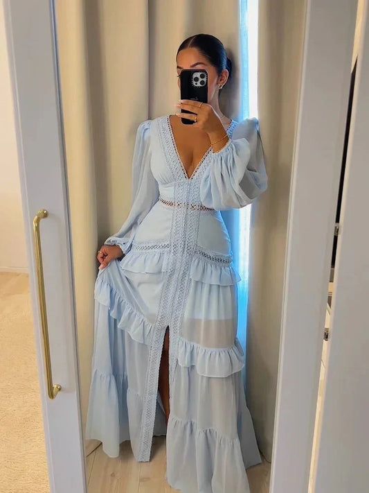 Molly Maxikleid mit tiefem V-Ausschnitt und Rüschen