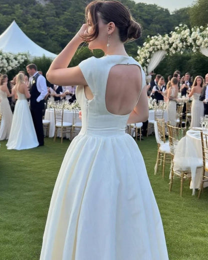 Rosalind Midikleid ohne Ärmel mit Cut-outs
