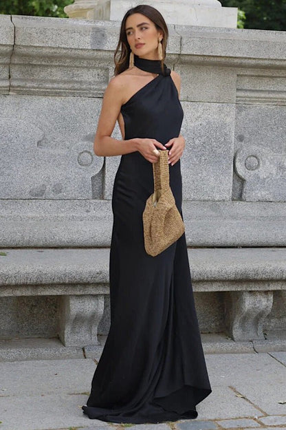 Suri Satin Neckholder Cape Kleid