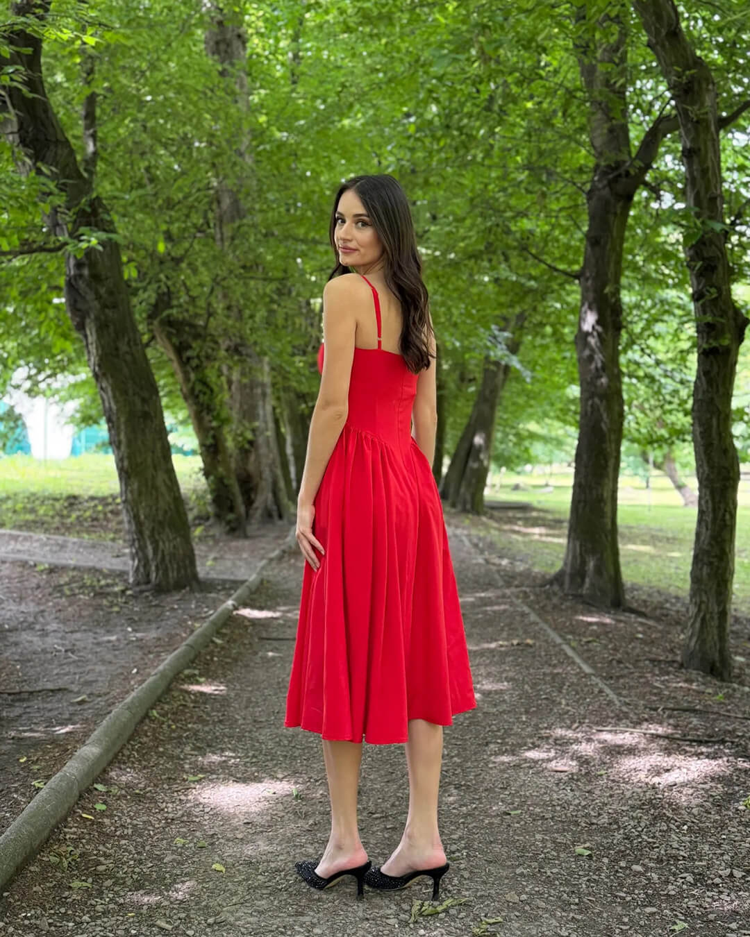 Ärmelloses Midi-Trägerkleid