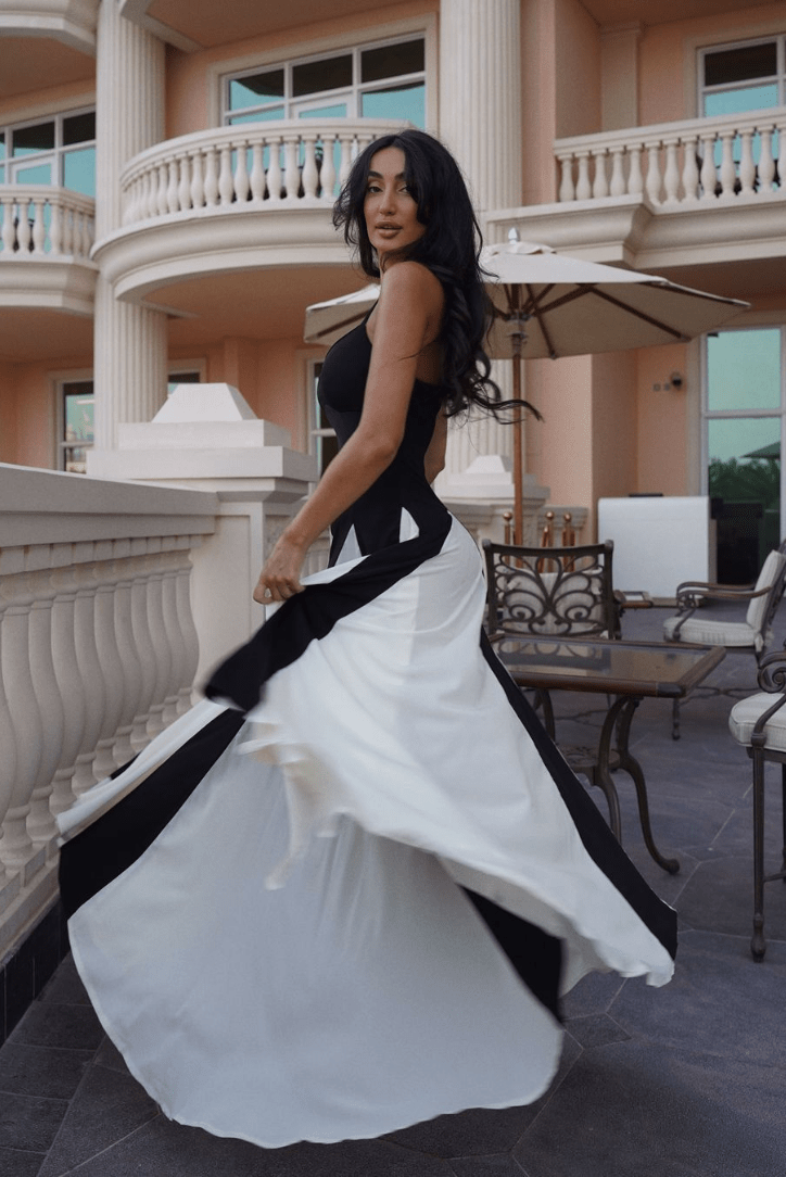 Ciara Contrast Pleated Maxi Dress