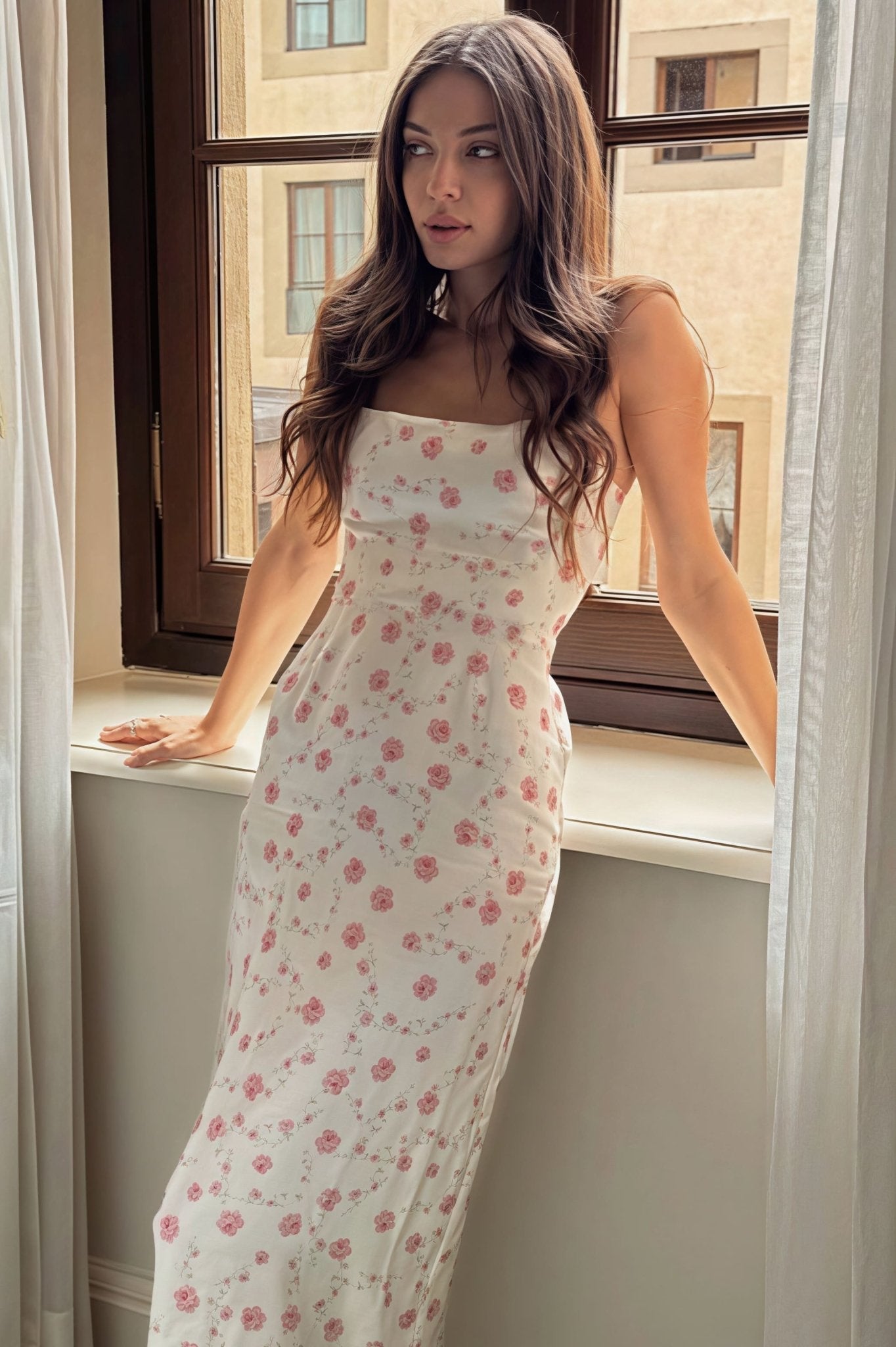 Darly Floral Bodycon Midi Dress