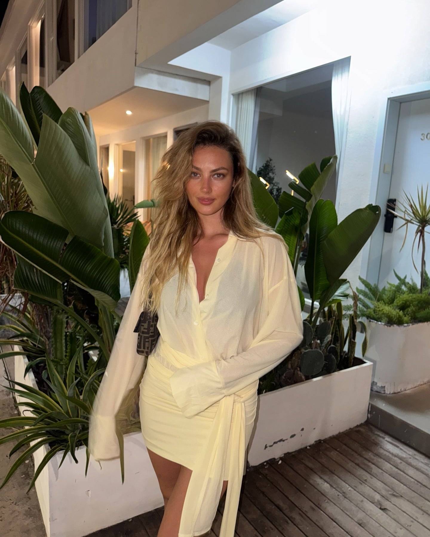 Long-sleeved shirt dress