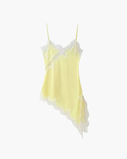 Asymmetrisches Satin-Minikleid