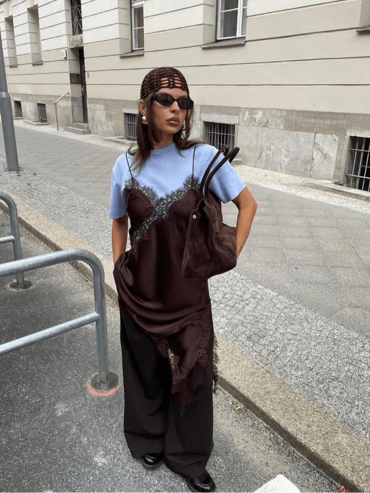 Asymmetrisches Satin-Minikleid
