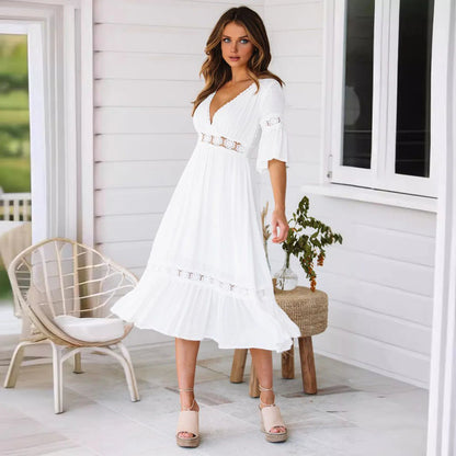 Amy Spitzen-Midikleid mit V-Ausschnitt