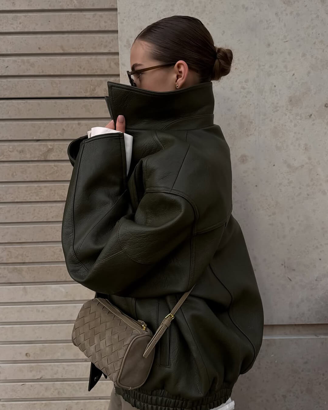 Jessica Geflochtene Wildledertasche