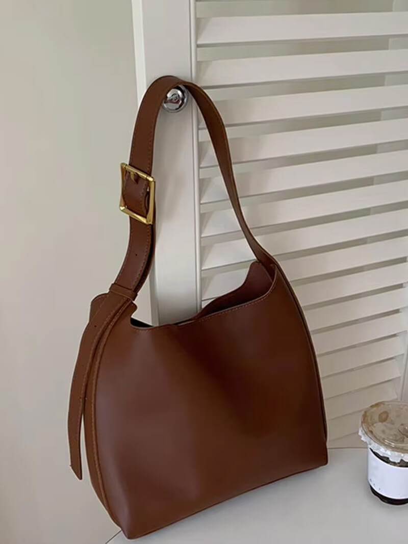 Nina Tasche