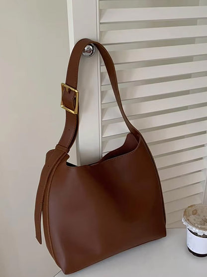 Nina Tasche