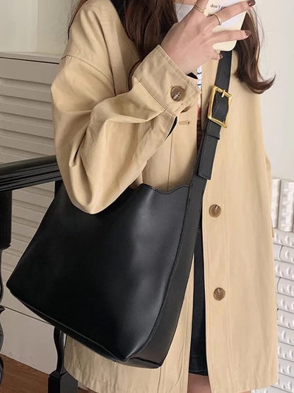Nina Tasche