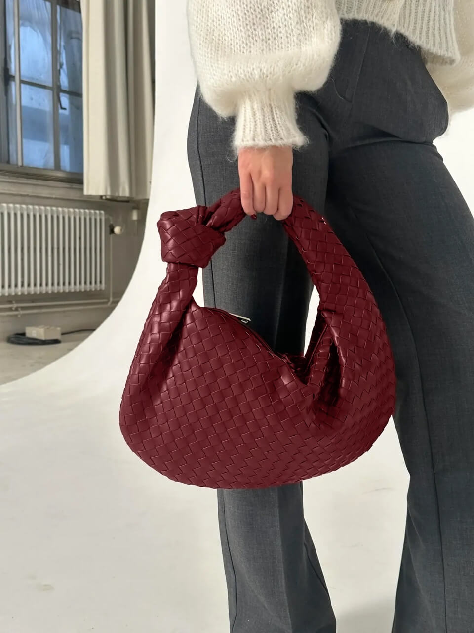 Medium woven Tasche