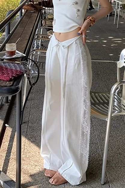 Beatrice Leinenhose mit Spitzen-Einsatz, gerade