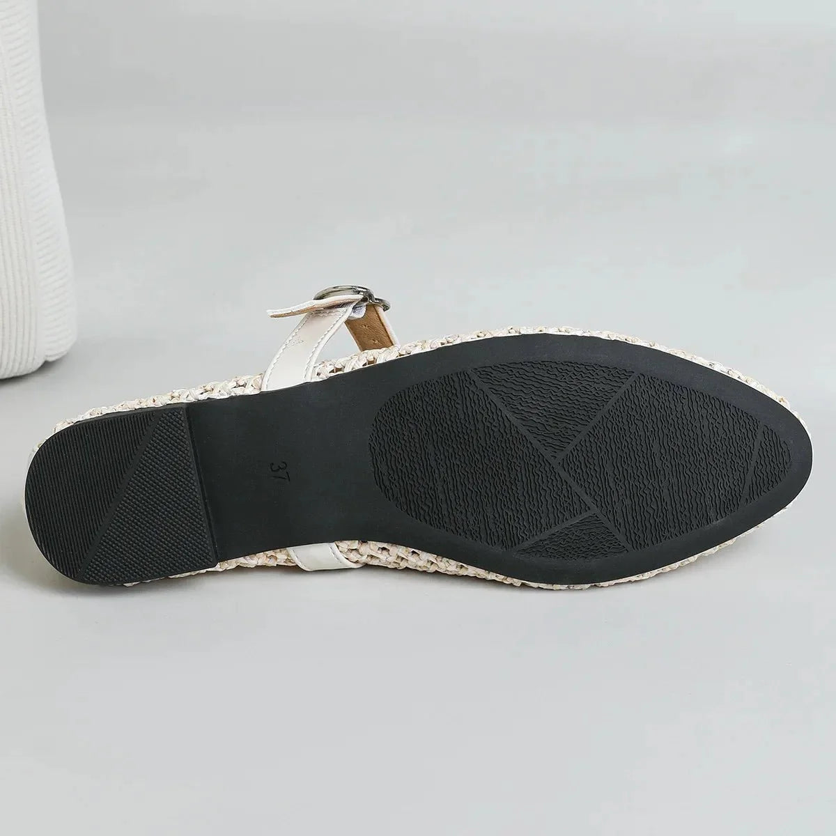 Beatrice Mary-Janes mit Hohlflechtung