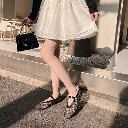 Ballerinas mit Schnalle aus Mesh