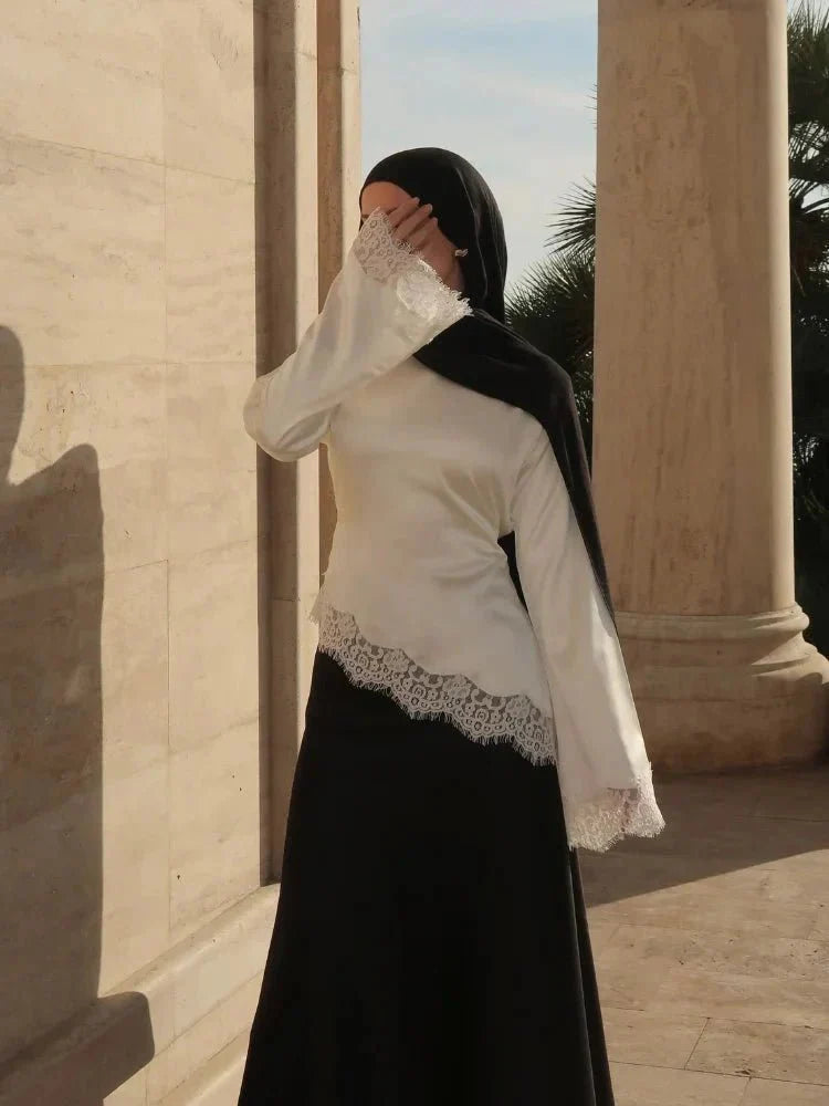 Serena Langarm-Top aus Spitze und Satin