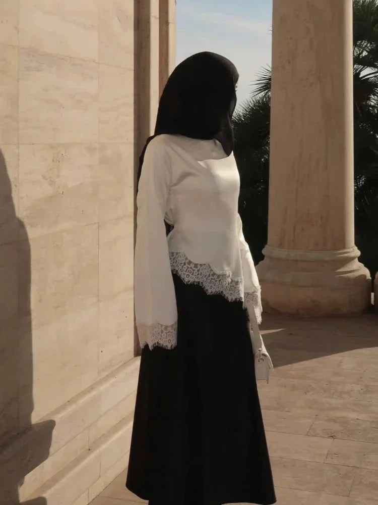 Serena Langarm-Top aus Spitze und Satin